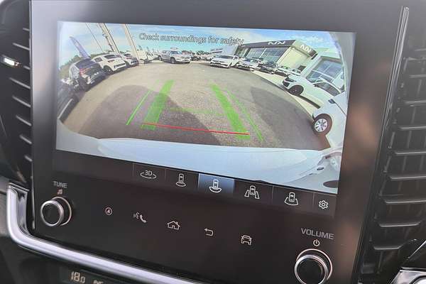 2025 Isuzu MU-X X-TERRAIN