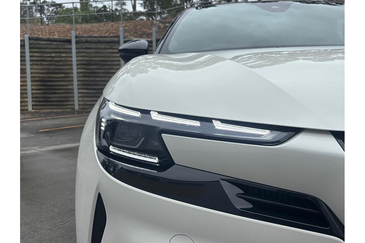 2025 Alfa Romeo Junior Ibrida