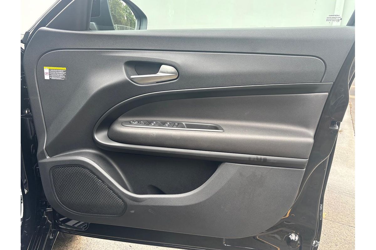 2025 Alfa Romeo Junior Ibrida