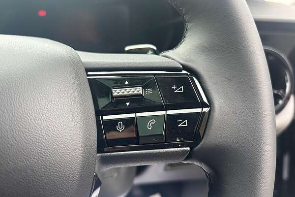 2025 Alfa Romeo Junior Ibrida