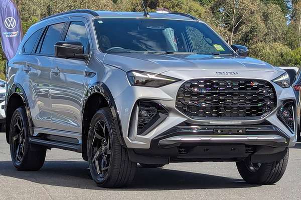 2025 Isuzu MU-X X-TERRAIN