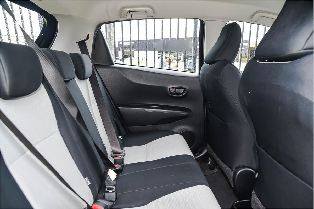 2014 Toyota Yaris YR NCP130R