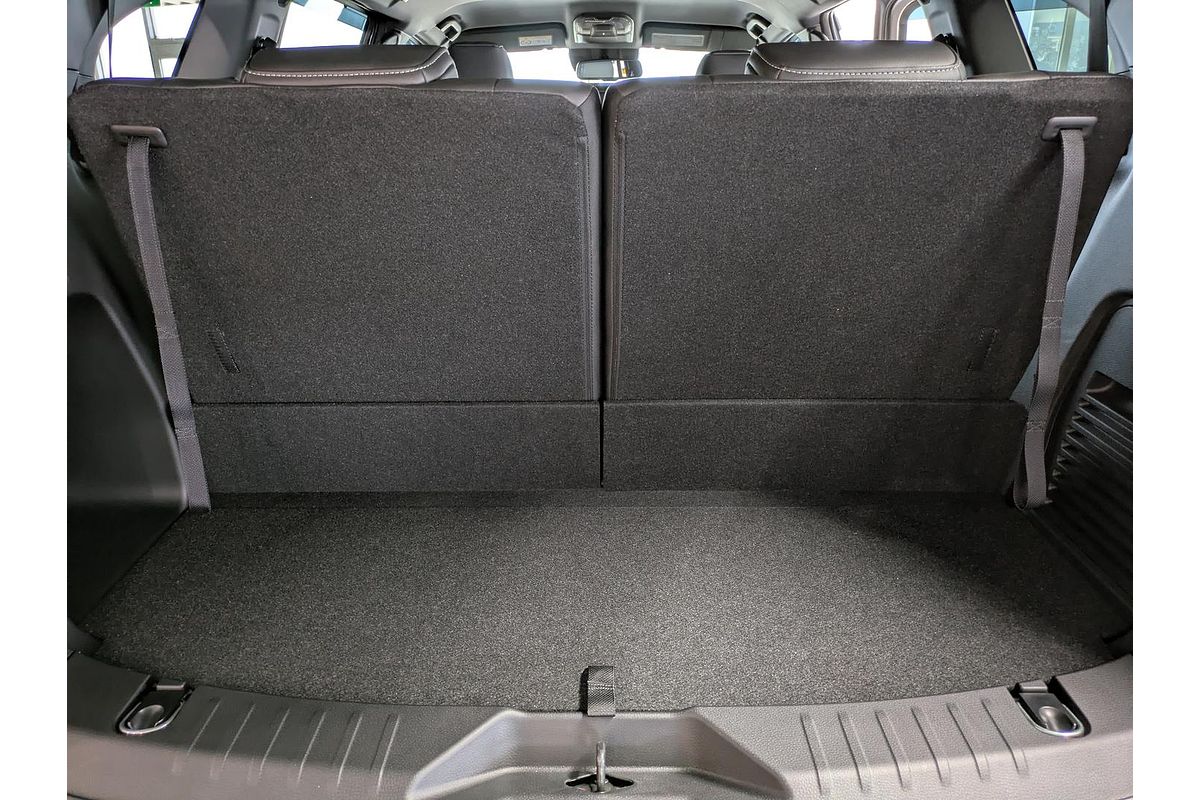 2025 Isuzu MU-X LS-T