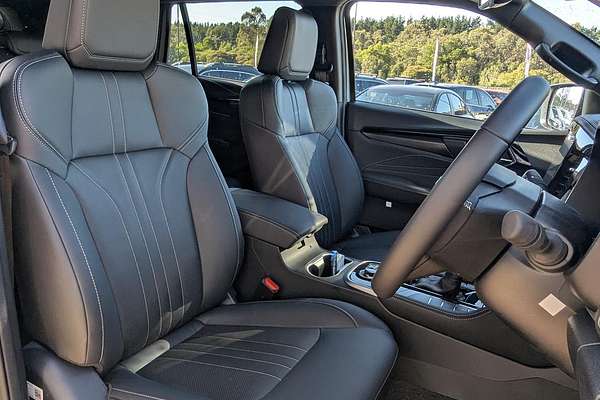 2025 Isuzu MU-X LS-T