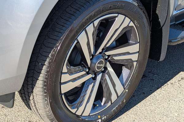 2025 Isuzu MU-X LS-T