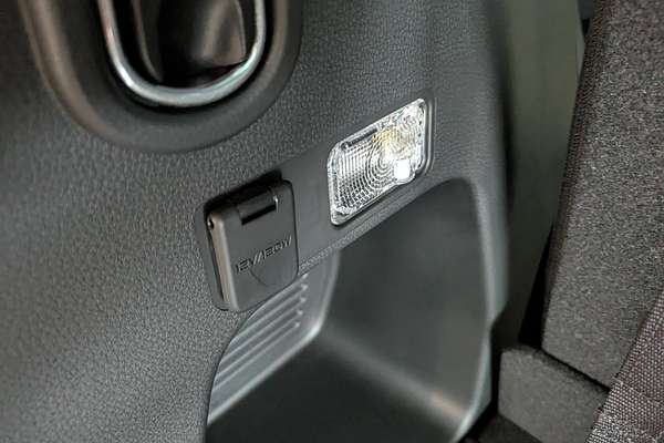 2025 Isuzu MU-X LS-T