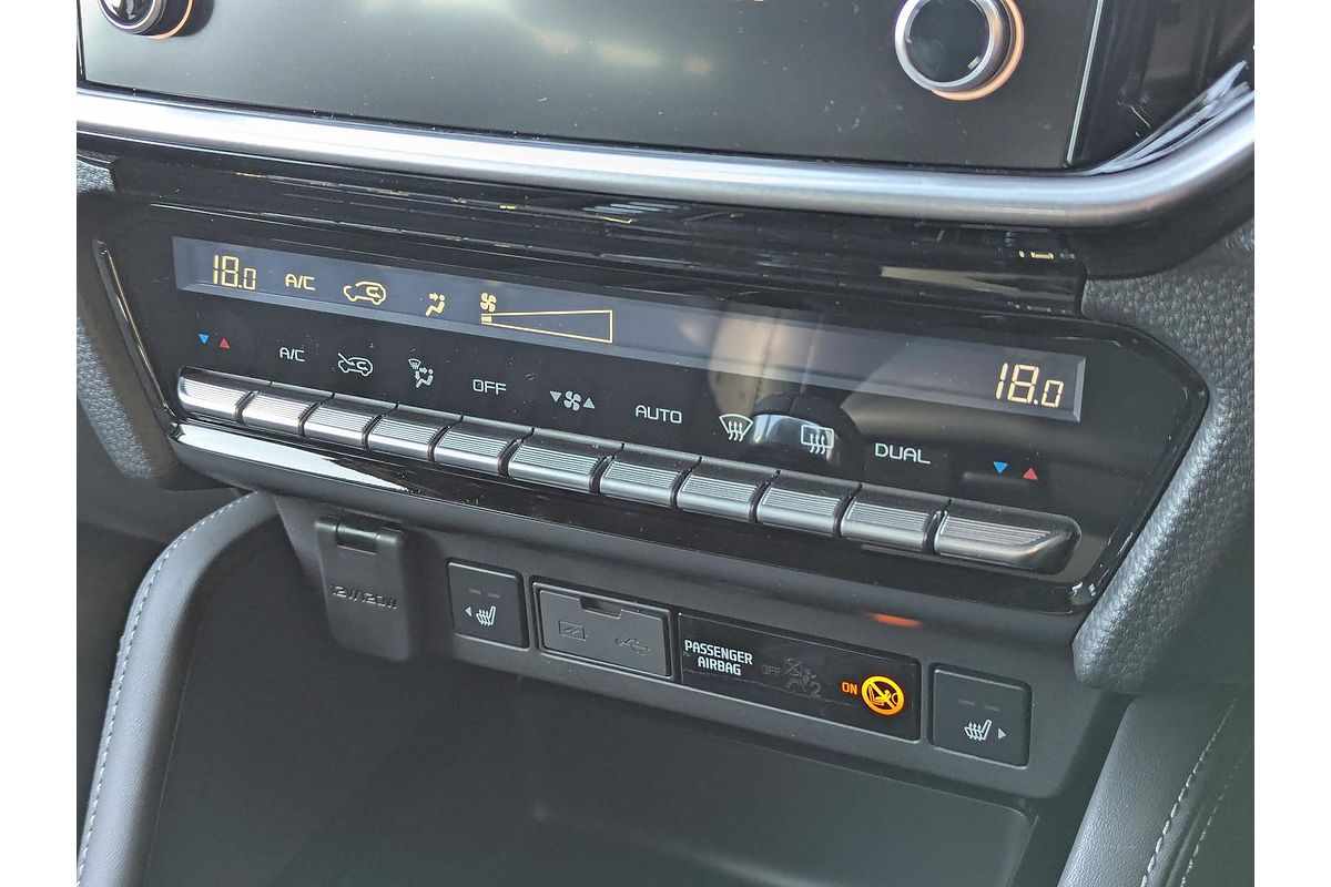 2025 Isuzu MU-X LS-T