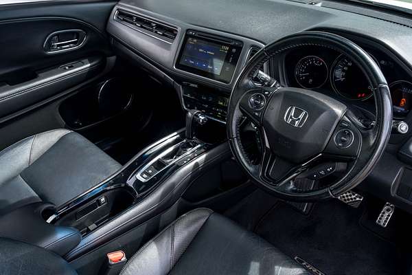 2016 Honda HR-V Sport 1.8P/Cvt/Sw/5D