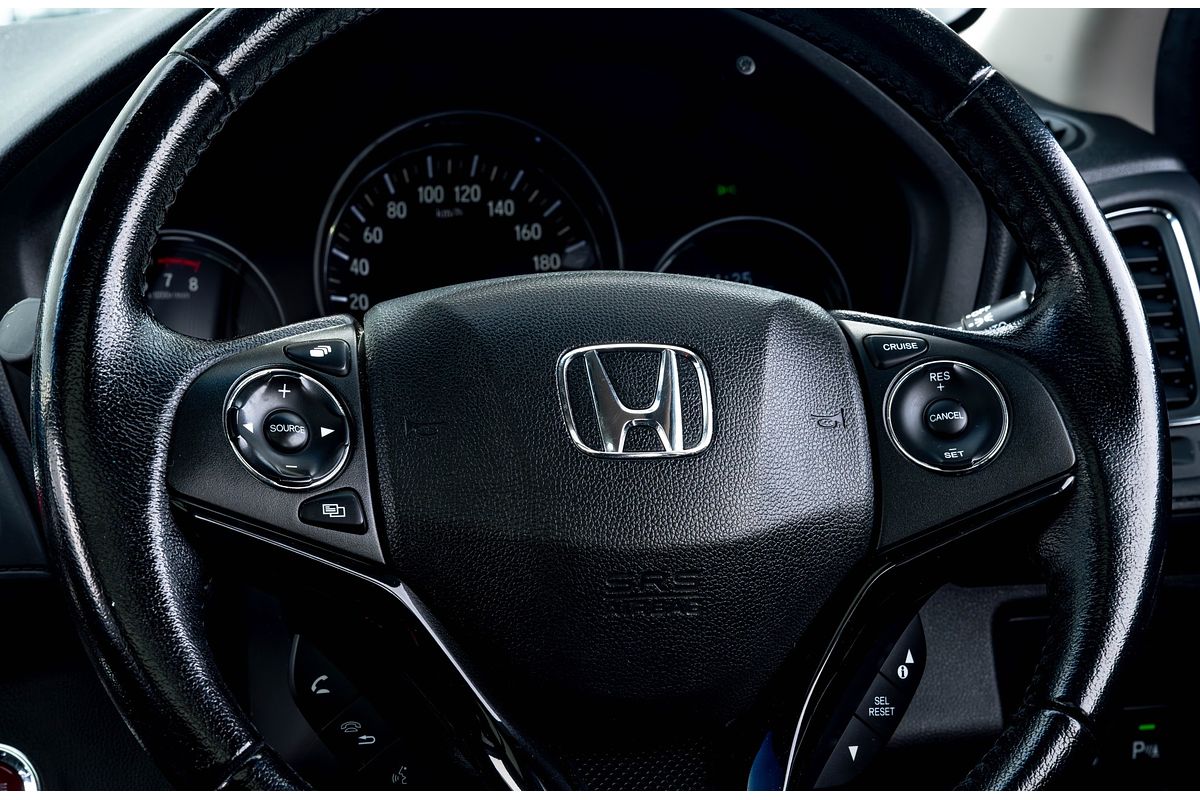 2016 Honda HR-V Sport 1.8P/Cvt/Sw/5D