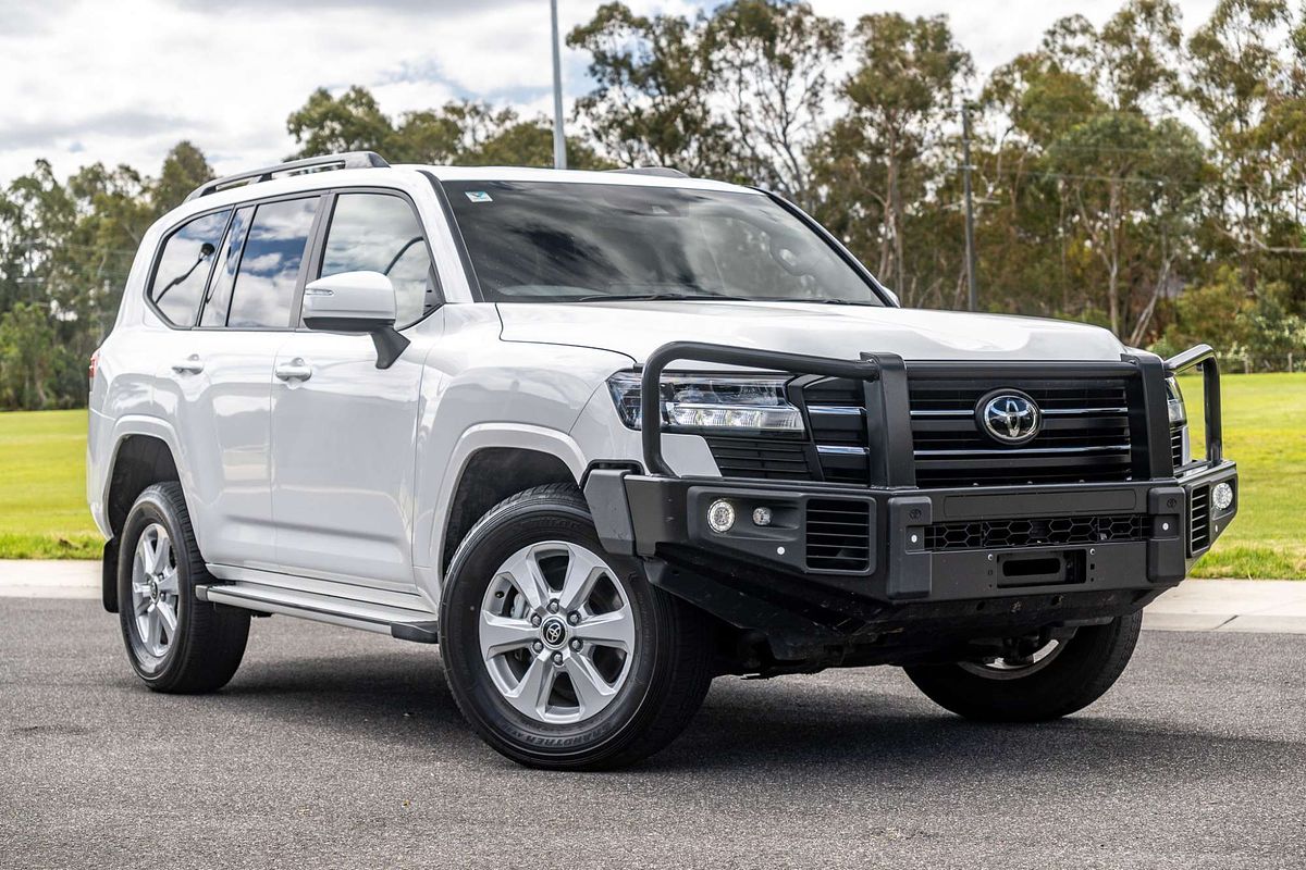 2023 Toyota Landcruiser GXL FJA300R