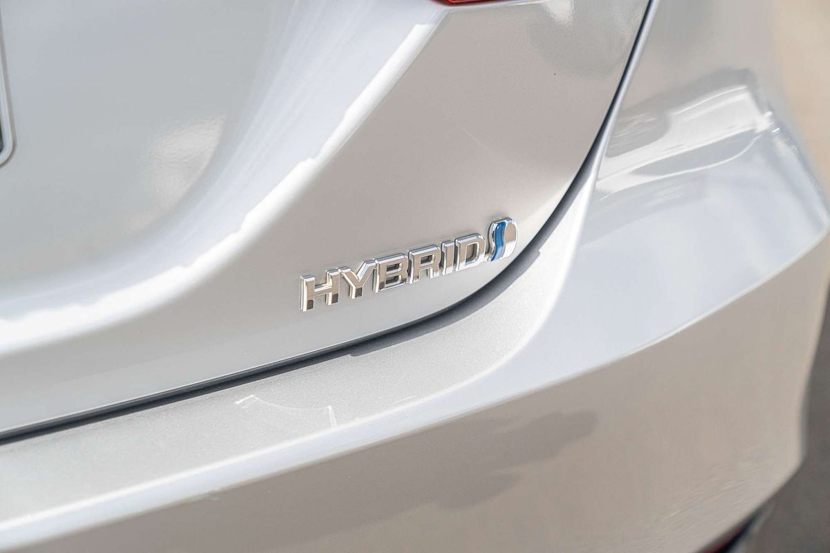 2019 Toyota Camry Ascent AXVH71R