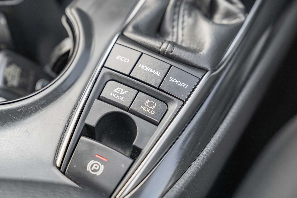 2019 Toyota Camry Ascent AXVH71R