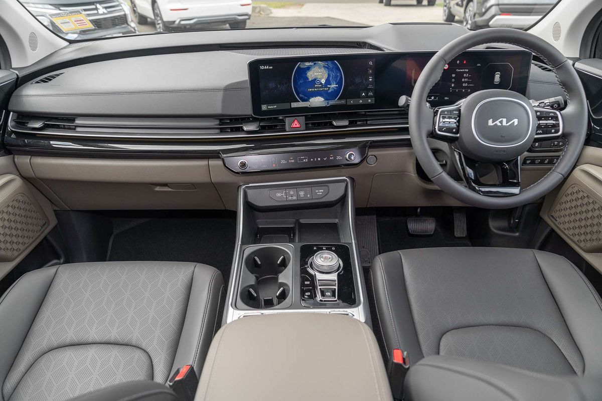 2025 Kia Carnival GT-Line KA4 PE