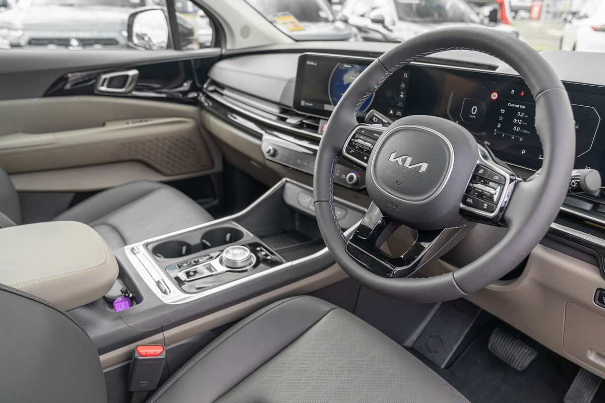 2025 Kia Carnival GT-Line KA4 PE