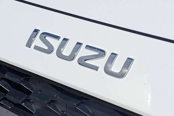 2025 Isuzu MU-X LS-M