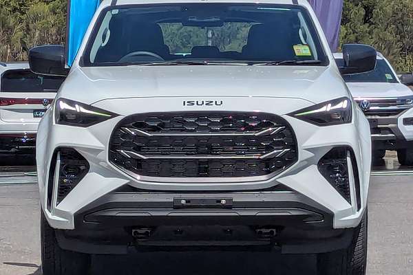 2025 Isuzu MU-X LS-M