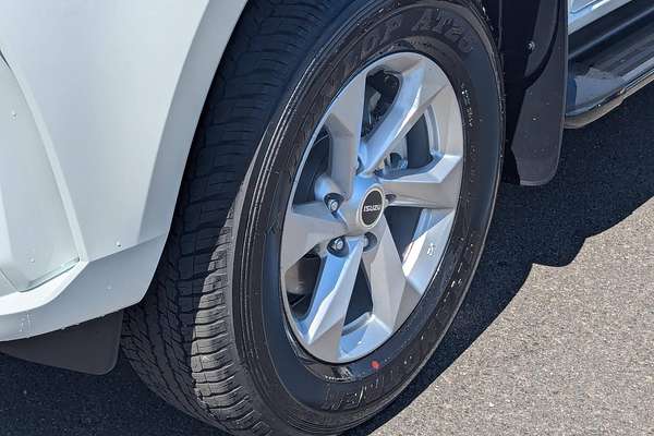 2025 Isuzu MU-X LS-M