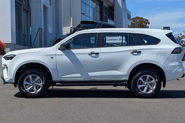 2025 Isuzu MU-X LS-M