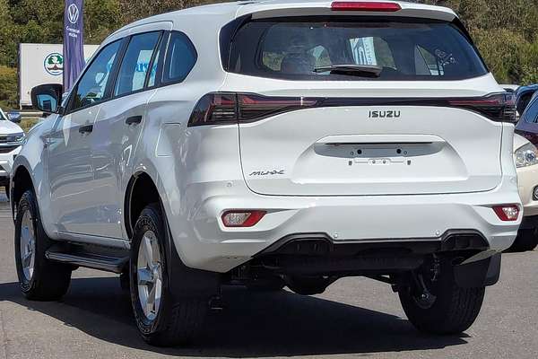 2025 Isuzu MU-X LS-M