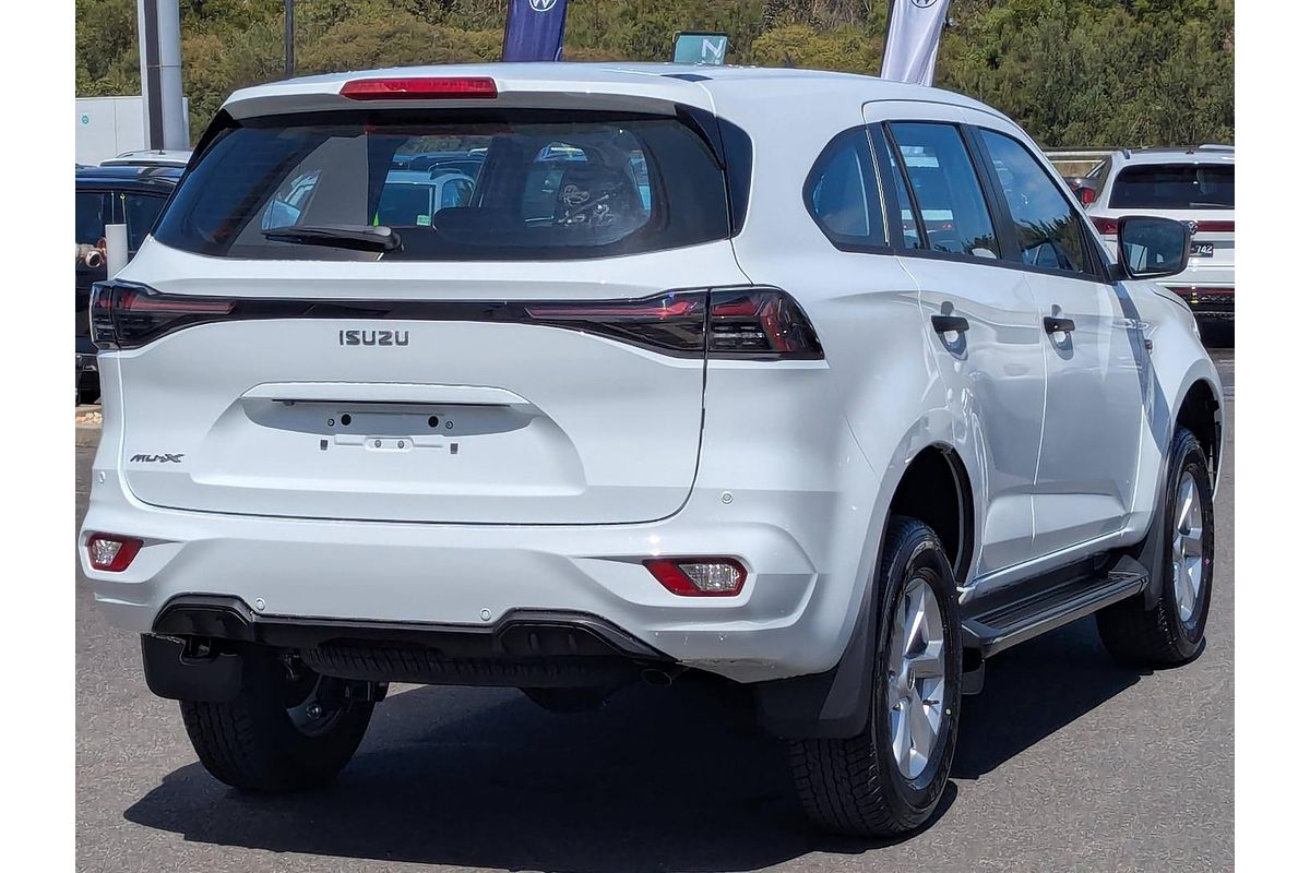 2025 Isuzu MU-X LS-M
