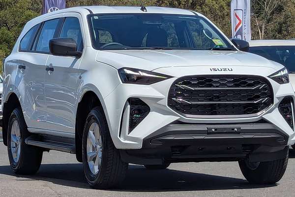 2025 Isuzu MU-X LS-M