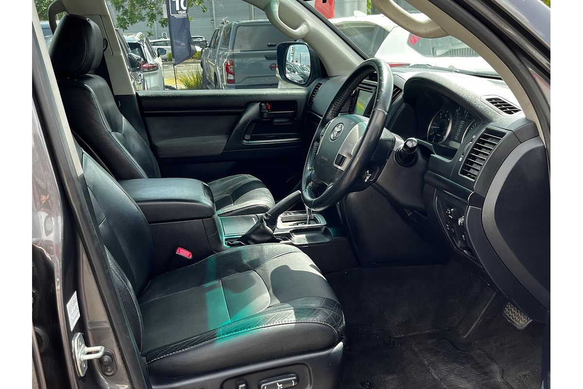 2012 Toyota Landcruiser Altitude VDJ200R