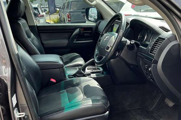2012 Toyota Landcruiser Altitude VDJ200R