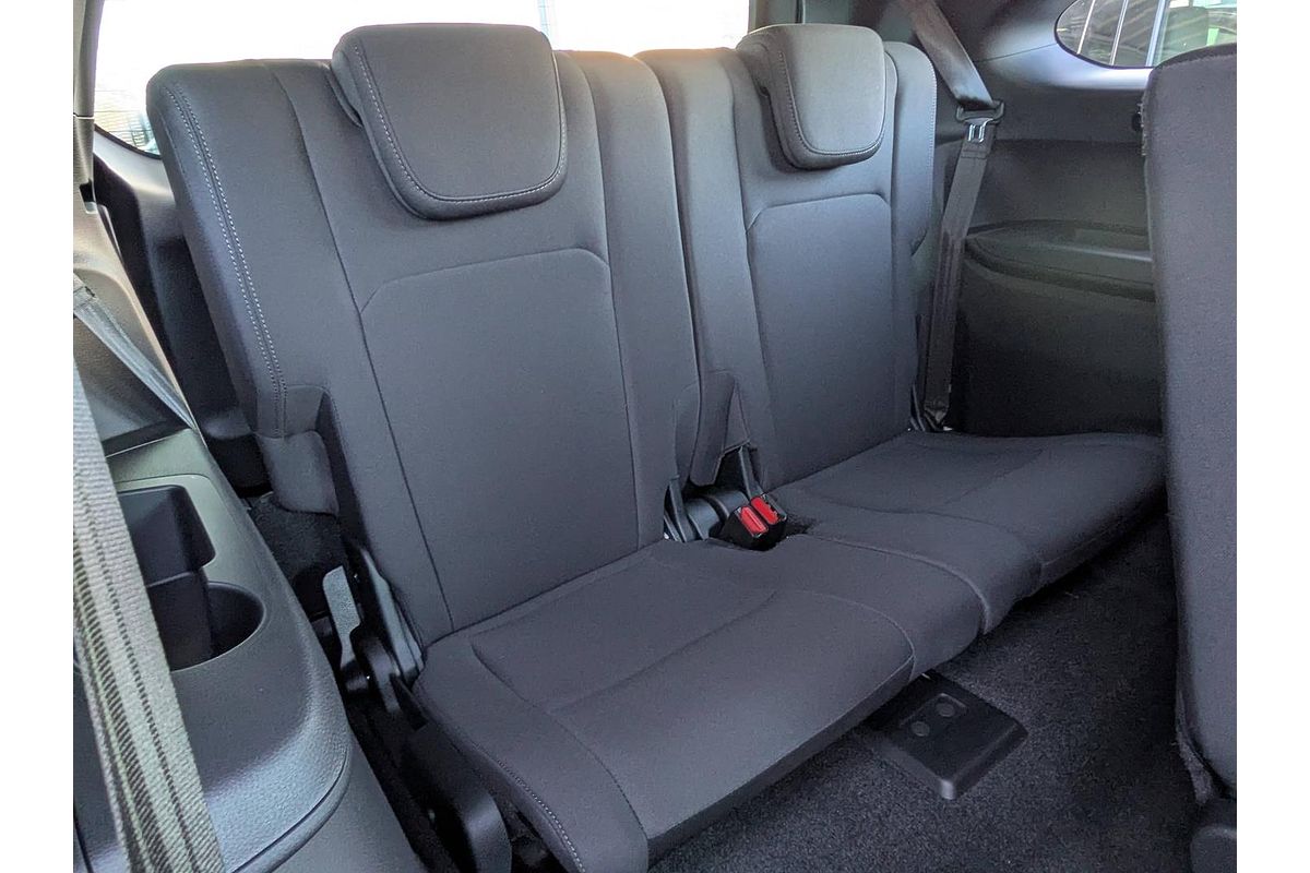 2025 Isuzu MU-X LS-M