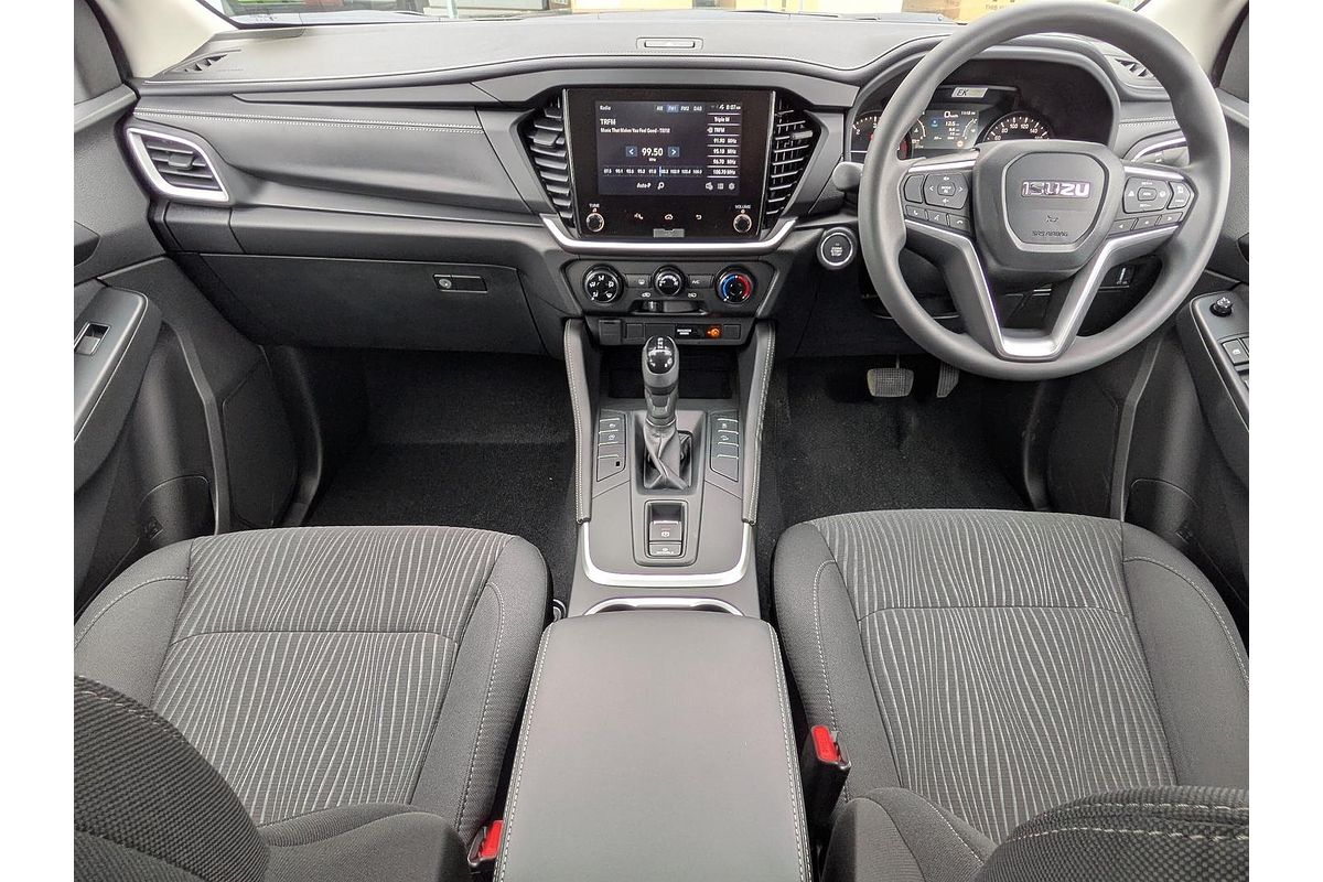 2025 Isuzu MU-X LS-M