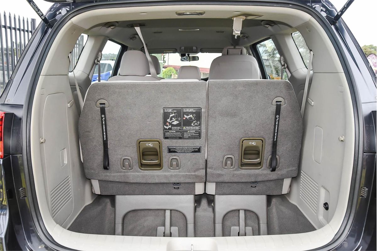 2020 Kia Carnival S YP