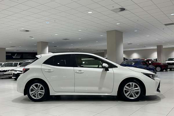 2019 Toyota Corolla Ascent Sport MZEA12R