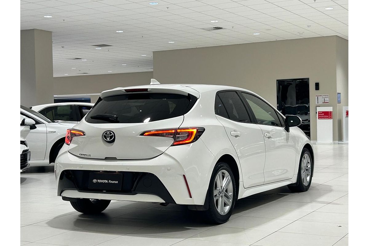 2019 Toyota Corolla Ascent Sport MZEA12R