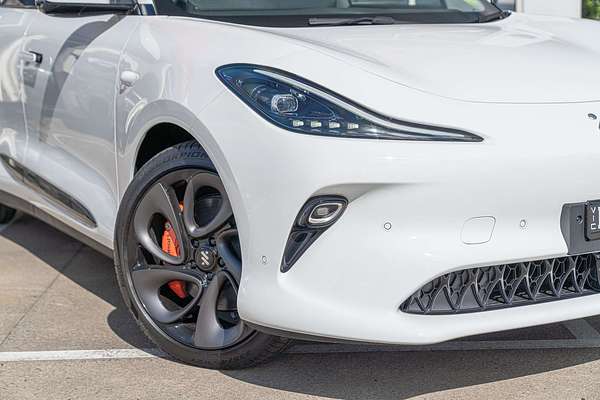 2025 MG IM6 Platinum S12L