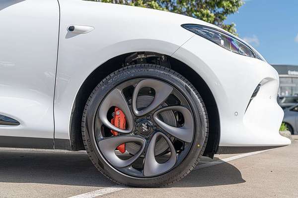 2025 MG IM6 Platinum S12L