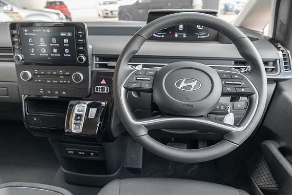 2025 Hyundai STARIA US4.V3