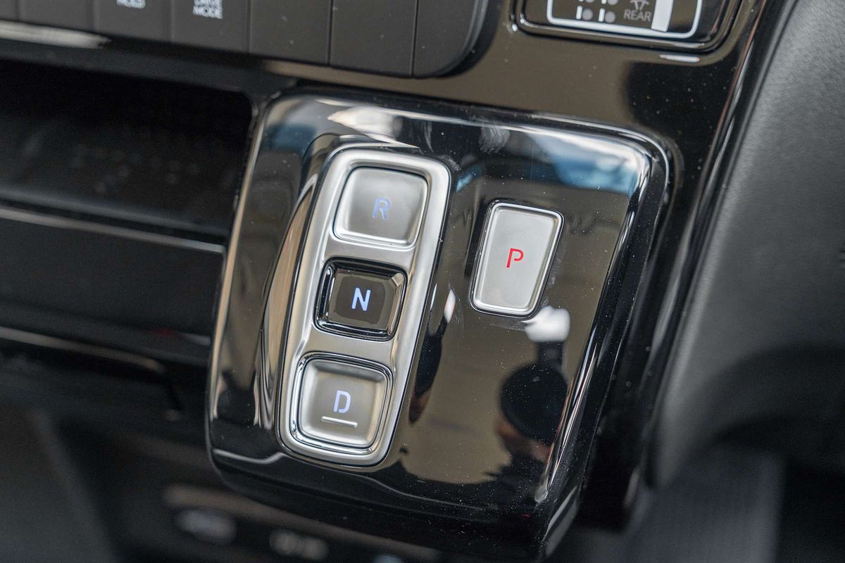 2025 Hyundai STARIA US4.V3