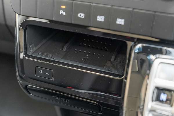 2025 Hyundai STARIA US4.V3