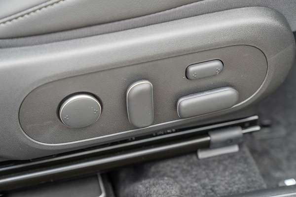 2025 Hyundai Kona Premium SX2.V3