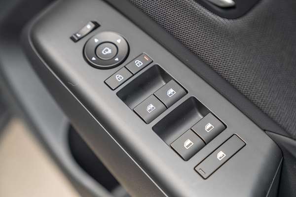 2025 Hyundai Kona Premium SX2.V3