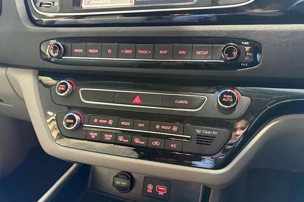 2020 Kia Carnival Si YP