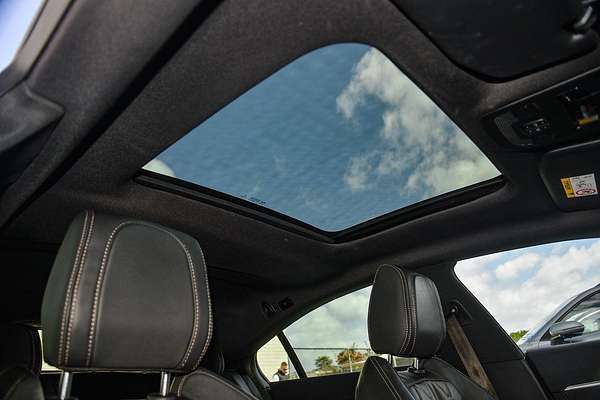 2022 Peugeot 508 GT R8