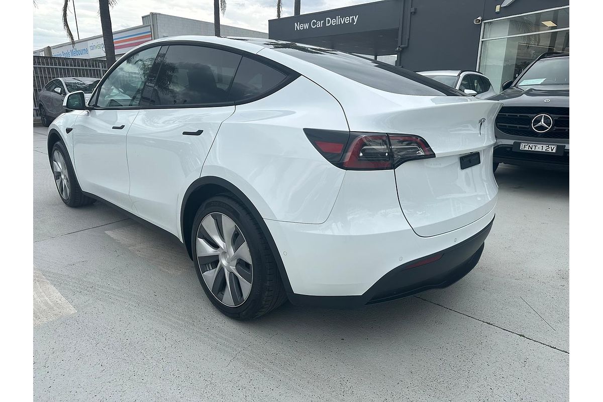 2023 Tesla Model Y Rear-Wheel Drive