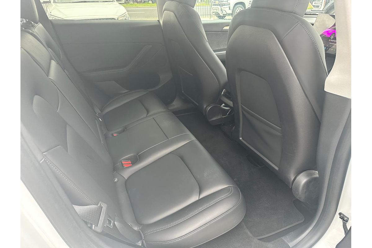 2023 Tesla Model Y Rear-Wheel Drive