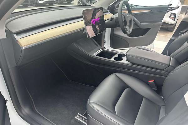 2023 Tesla Model Y Rear-Wheel Drive