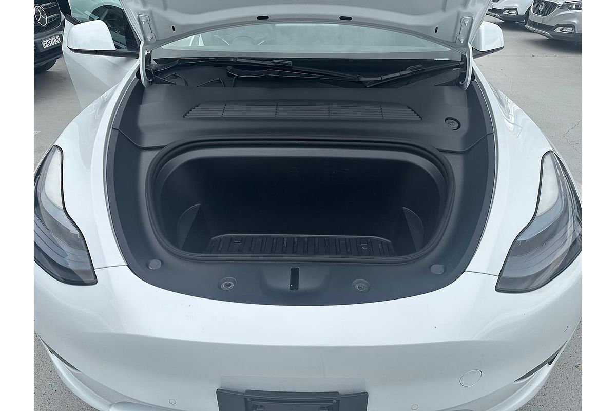 2023 Tesla Model Y Rear-Wheel Drive