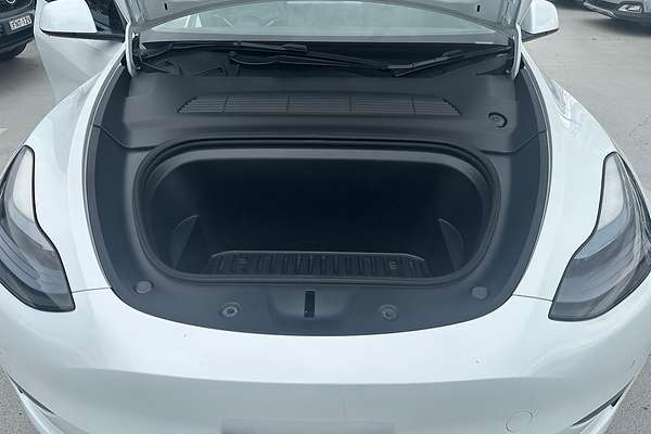 2023 Tesla Model Y Rear-Wheel Drive