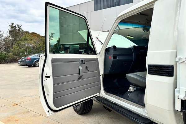 2014 Toyota Landcruiser Workmate VDJ79R 4X4