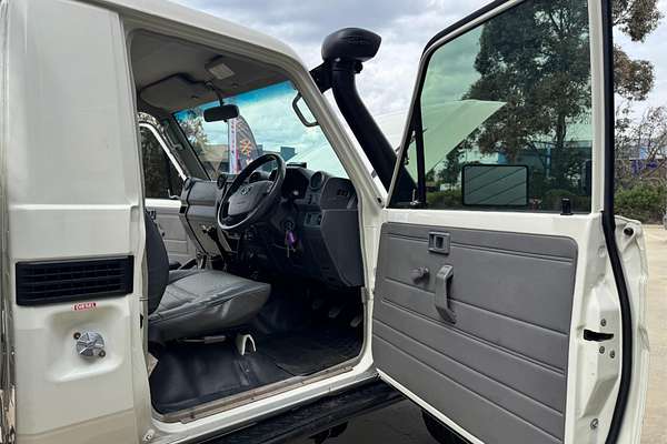 2014 Toyota Landcruiser Workmate VDJ79R 4X4