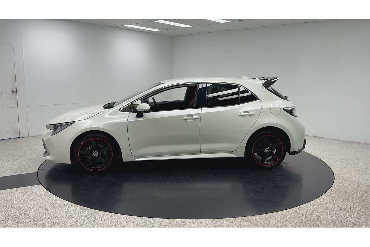 2020 Toyota Corolla ZR MZEA12R