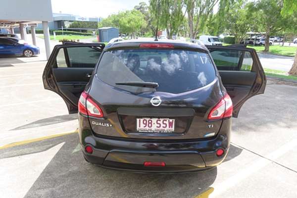 2012 Nissan Dualis Ti J10 Series 3